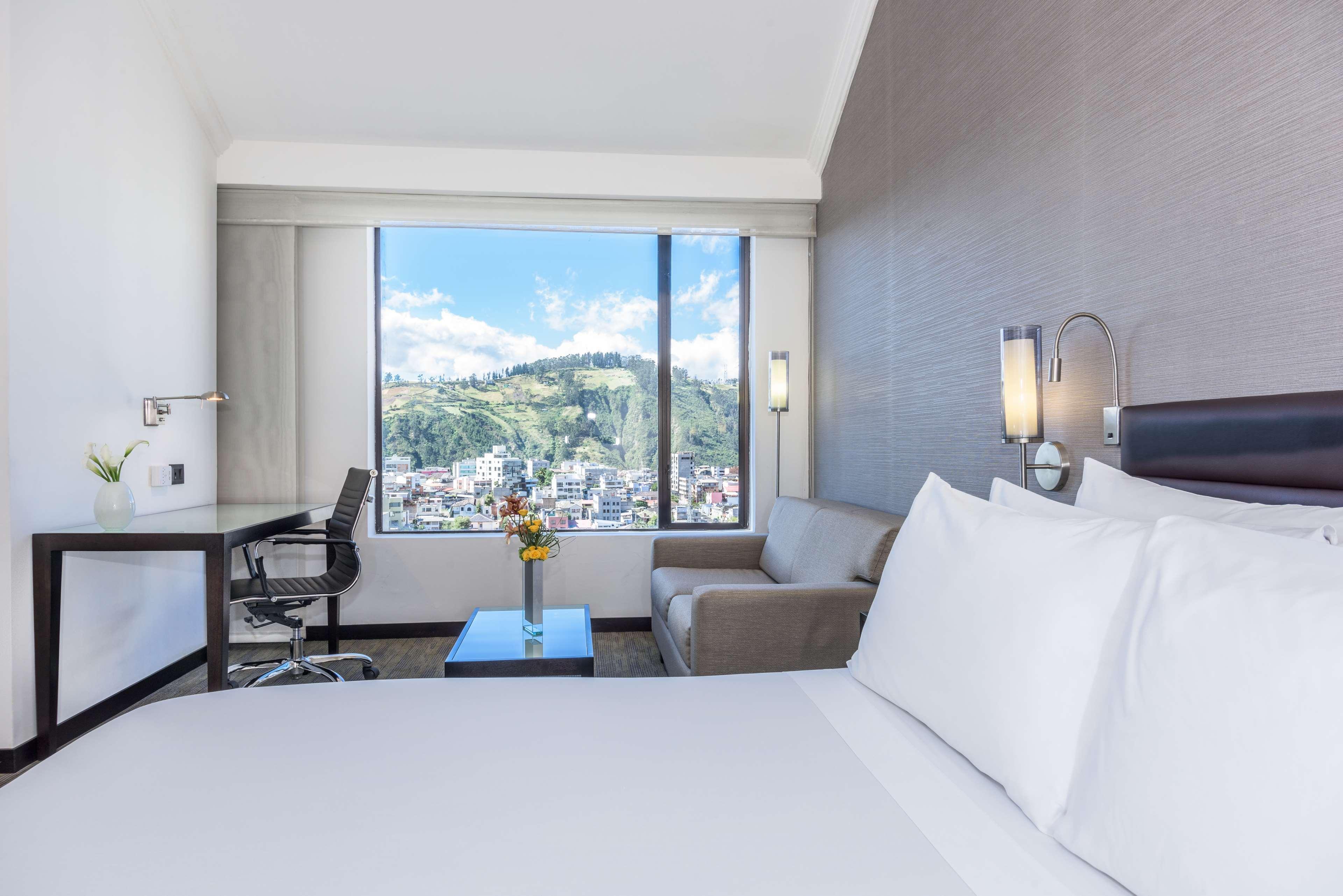 Hotel Nh Collection Quito Royal Exterior foto
