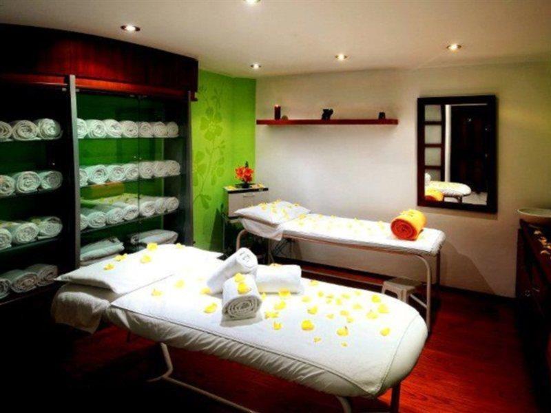 Hotel Nh Collection Quito Royal Exterior foto
